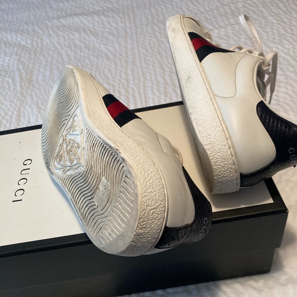 Gucci White and Black Men's Shoes - Picture 8 of 8